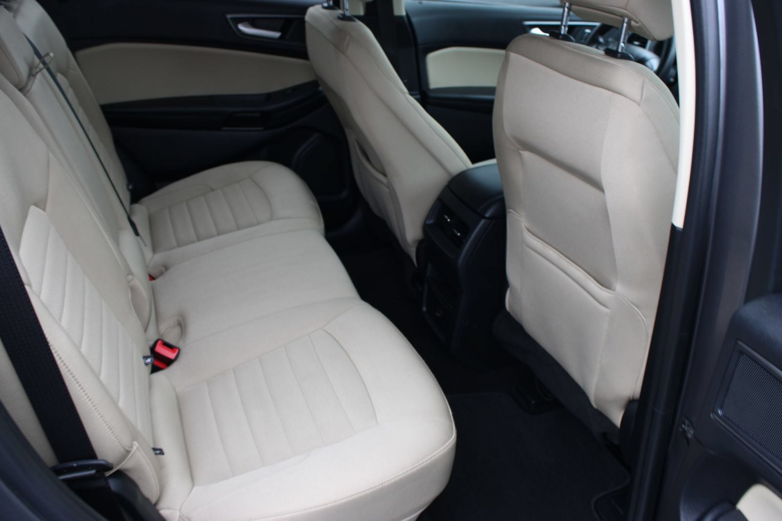Used 2022 Ford Edge SE AWD/4WD image 23
