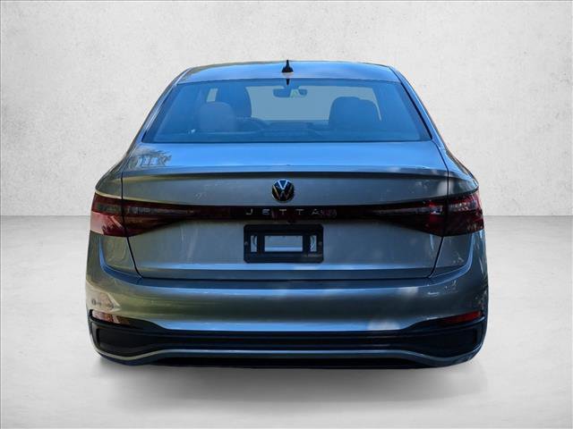 Used 2025 Volkswagen Jetta Sport image 8