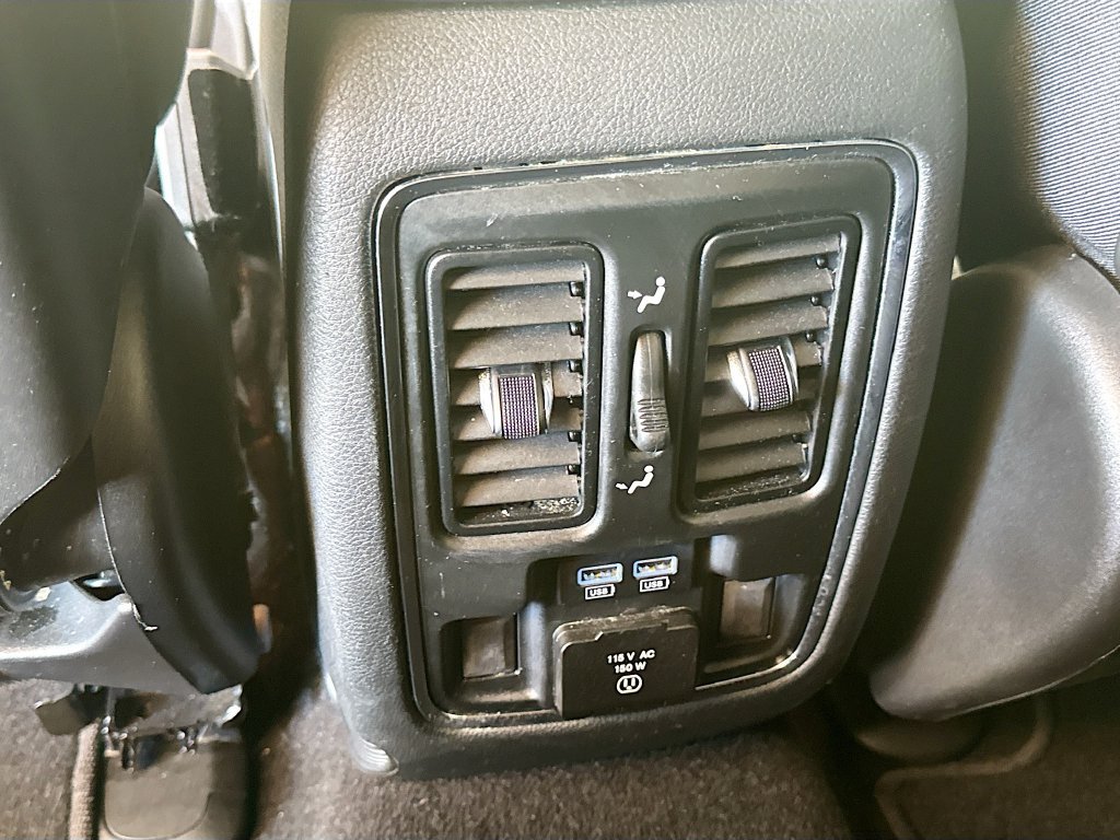 Used 2019 Jeep Grand Cherokee Limited AWD/4WD image 25
