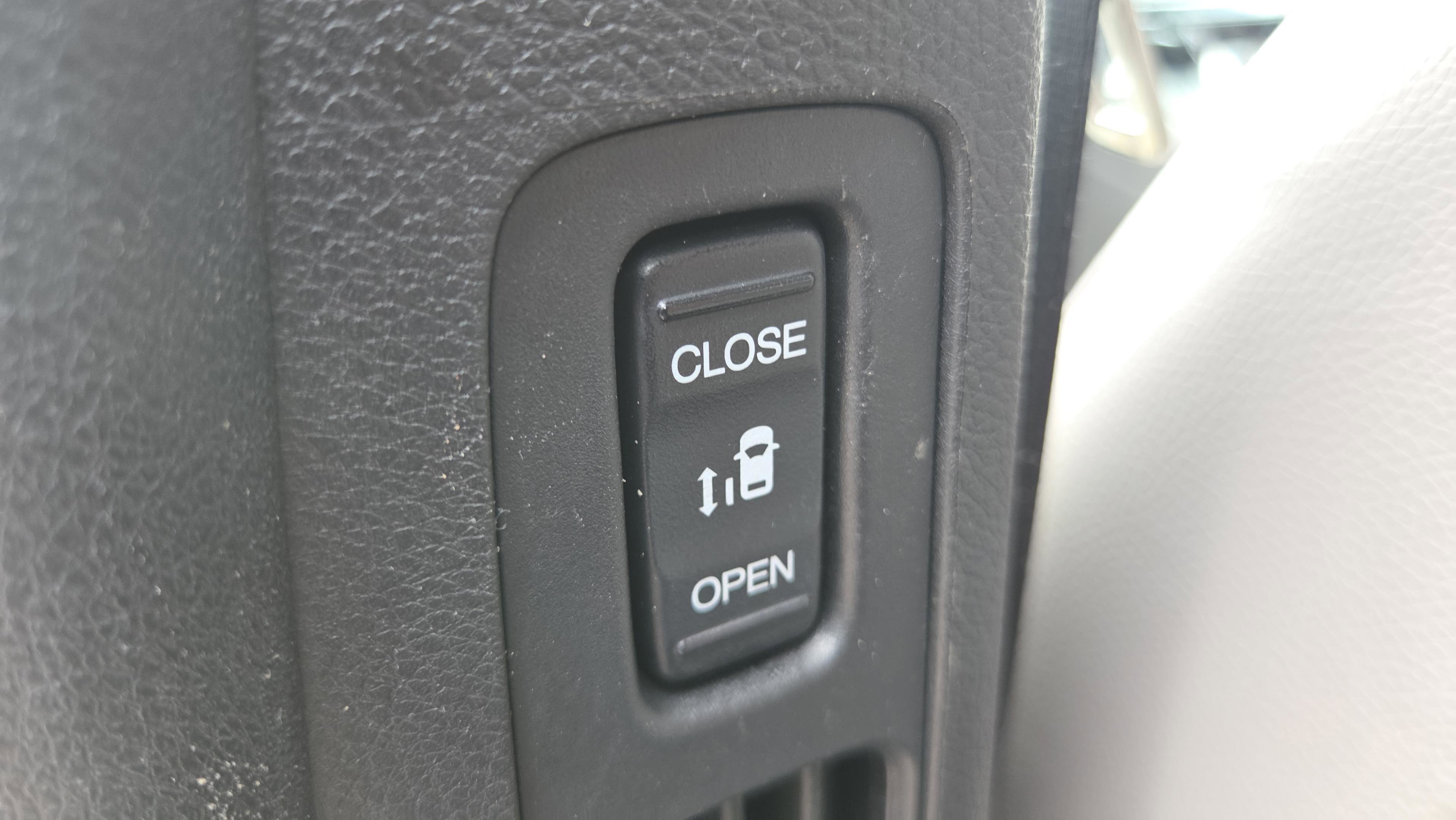 Certified 2024 Honda Odyssey EX-L image 27