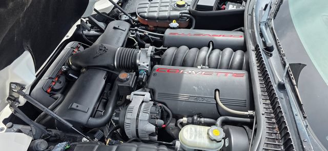Used 2002 Chevrolet Corvette Convertible w/ Preferred Equipment Group2 RWD image 11