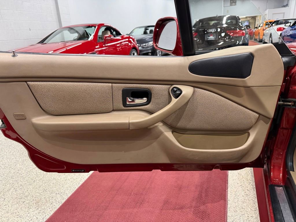 Used 2001 BMW Z3 3.0i RWD image 27