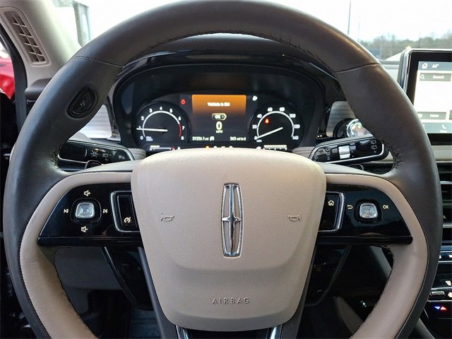 Used 2022 Lincoln Corsair AWD w/ Premium Package image 21