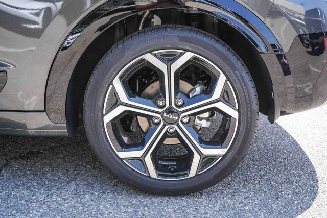 New 2026 Kia Niro SX Touring FWD image 19