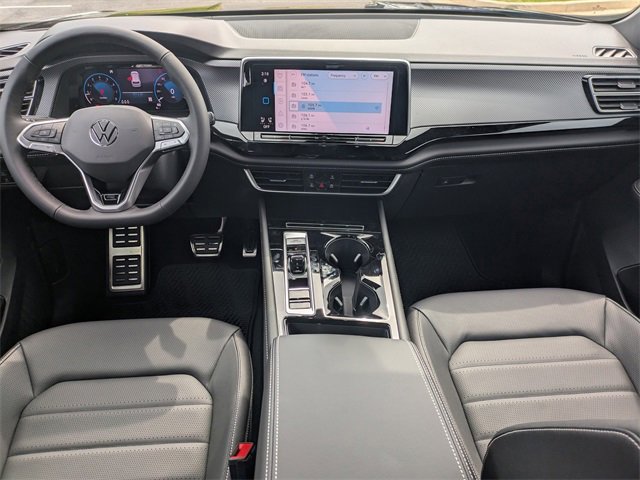 New 2026 Volkswagen Atlas Cross Sport SEL R-Line image 16