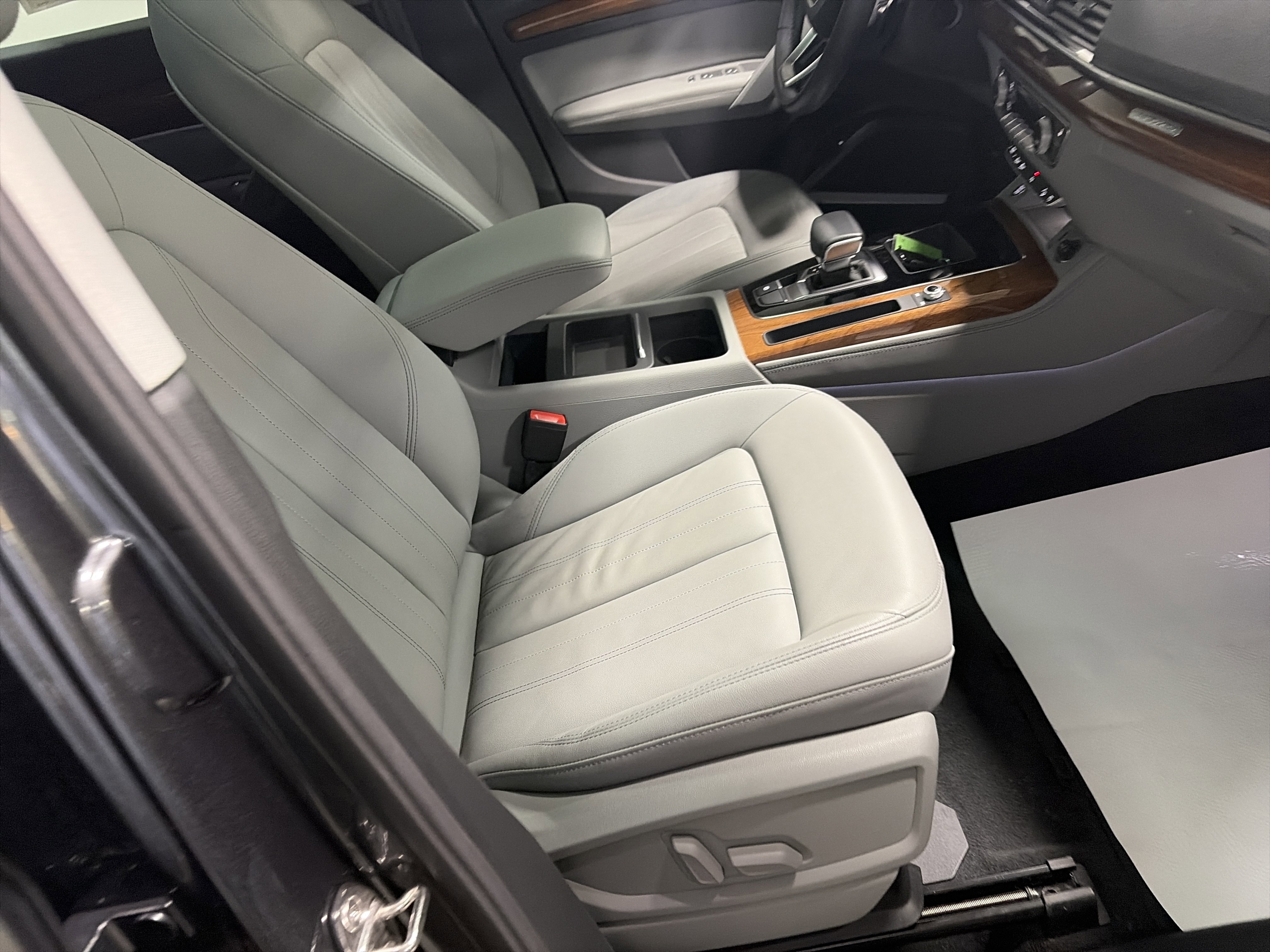 Used 2022 Audi Q5 2.0T Premium Plus image 33