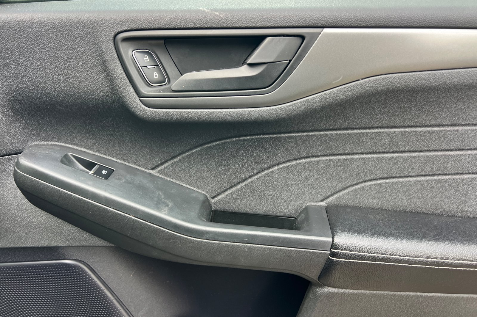 Used 2024 Ford Escape Active FWD image 21