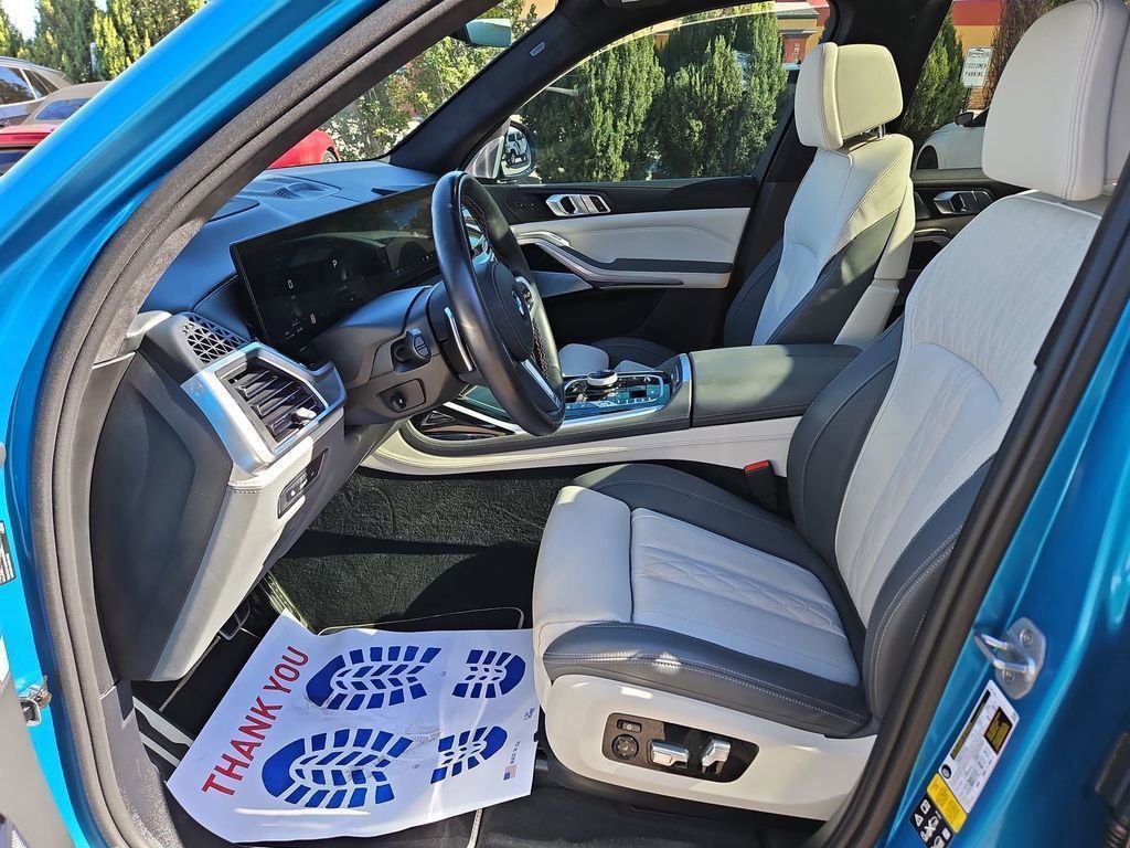 Used 2024 BMW X7 M60i w/ Executive Package image 12