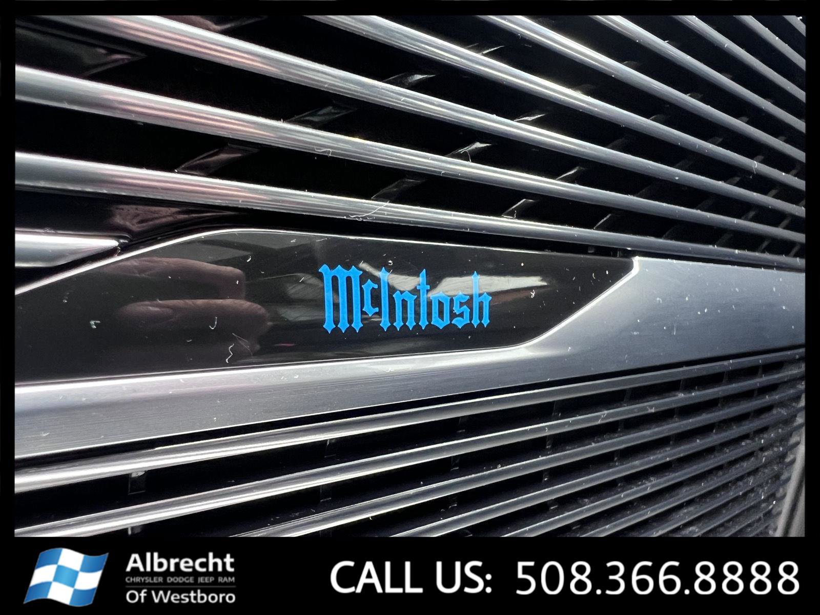 Used 2024 Jeep Grand Wagoneer L Series III image 34