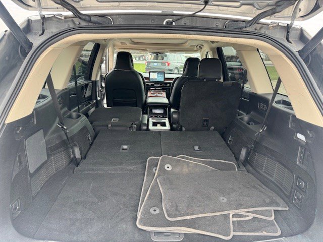 Used 2021 Lincoln Aviator Grand Touring w/ Equipment Group 302A image 35