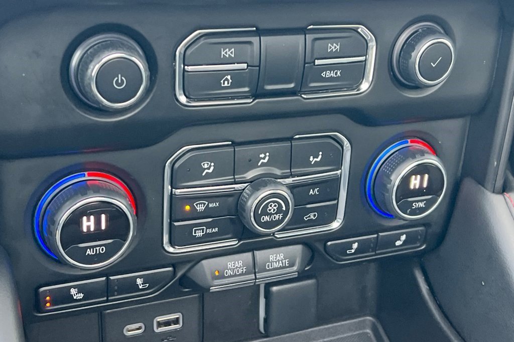 Certified 2022 Chevrolet Tahoe RST w/ Sport Performance Package image 18