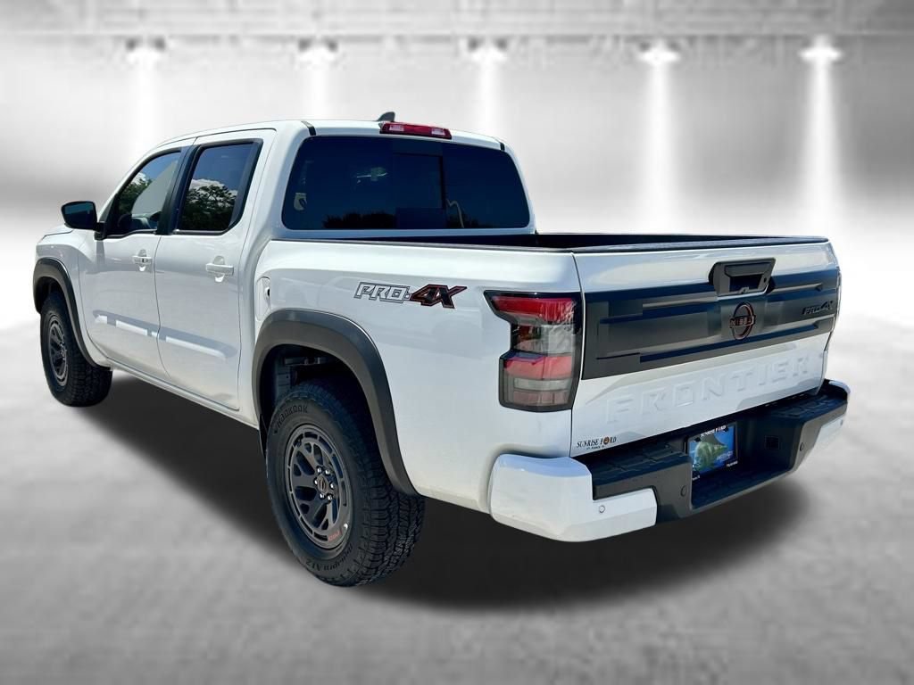Used 2026 Nissan Frontier PRO-4X AWD/4WD image 6