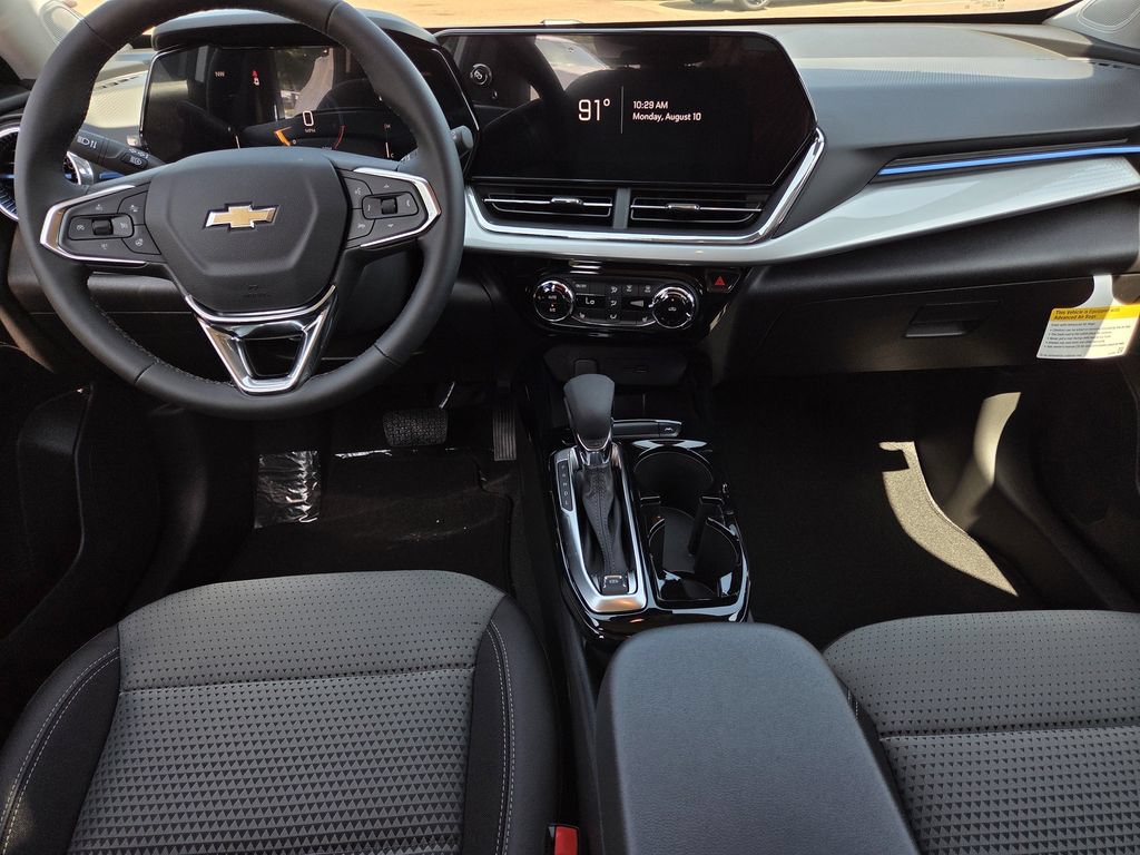 New 2026 Chevrolet Trax LT w/ LT Convenience Package FWD image 9
