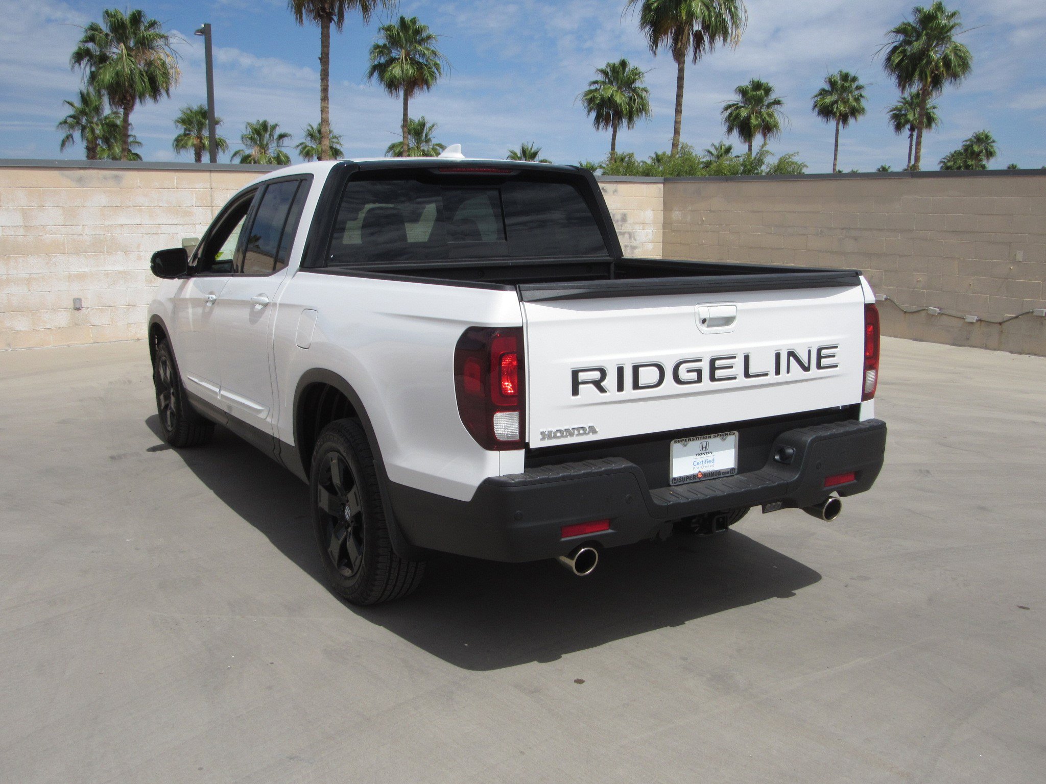 Certified 2025 Honda Ridgeline Black Edition image 6