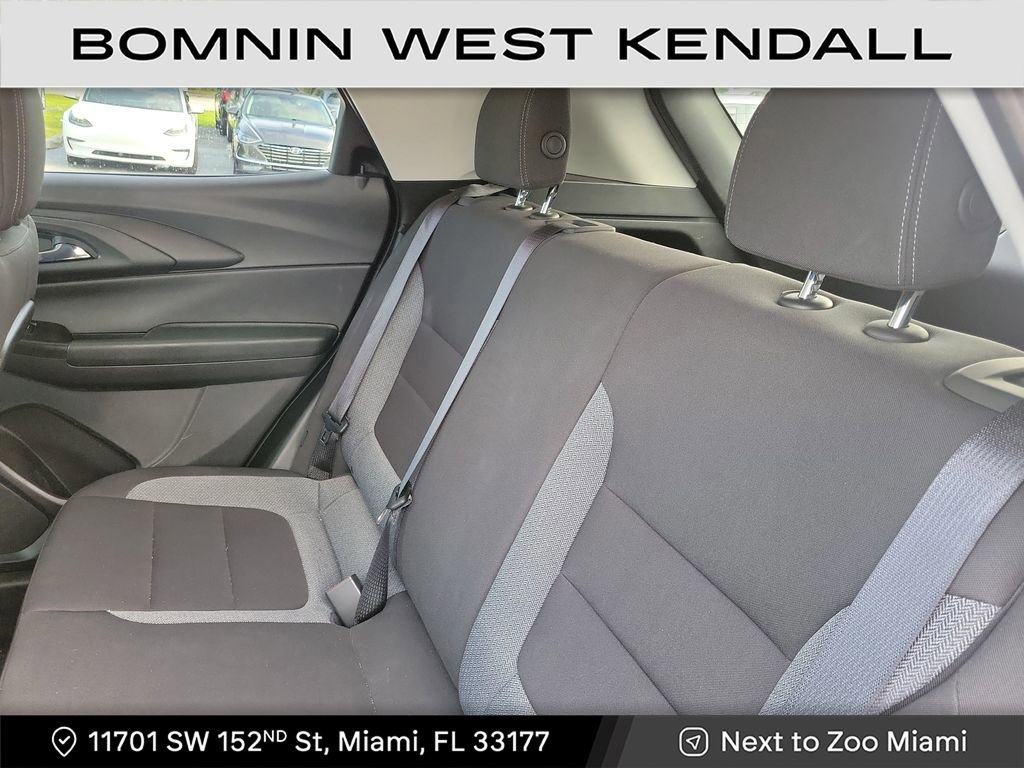 Used 2023 Chevrolet TrailBlazer LT w/ Convenience Package image 11