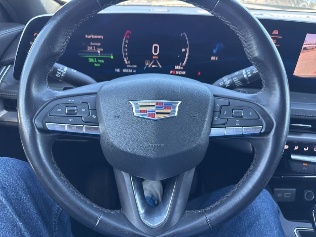 Used 2024 Cadillac XT4 Premium Luxury image 32