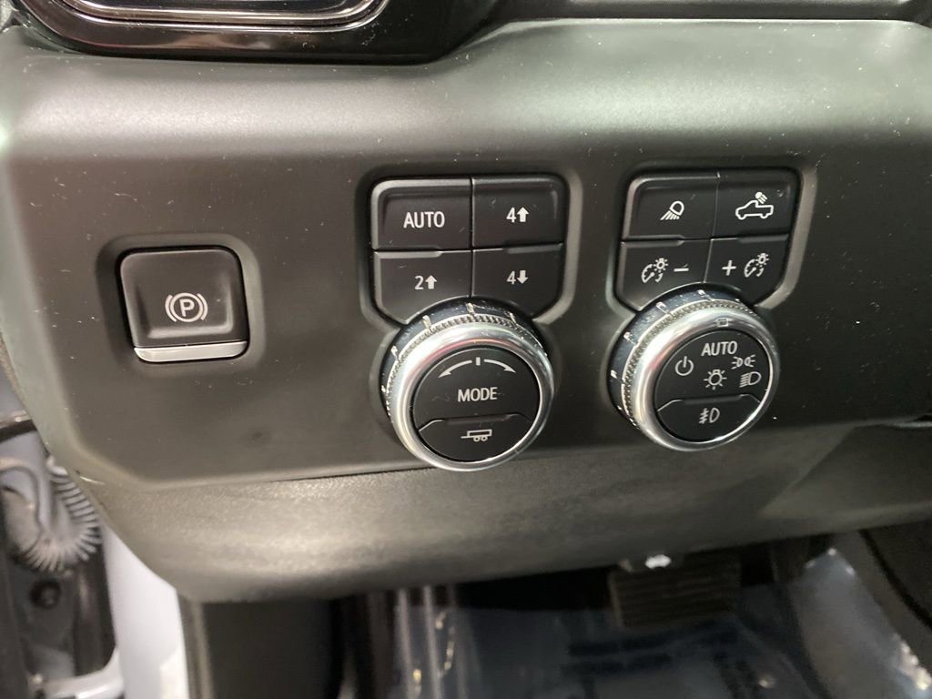 Used 2024 GMC Sierra 1500 AT4 w/ AT4 Premium Package image 41