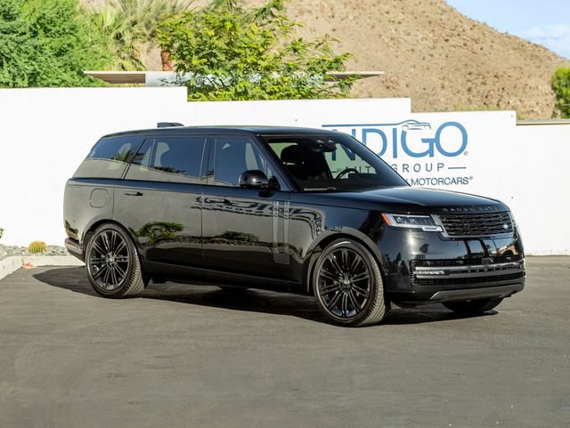 Used 2024 Land Rover Range Rover Long Wheelbase SE AWD/4WD image 4