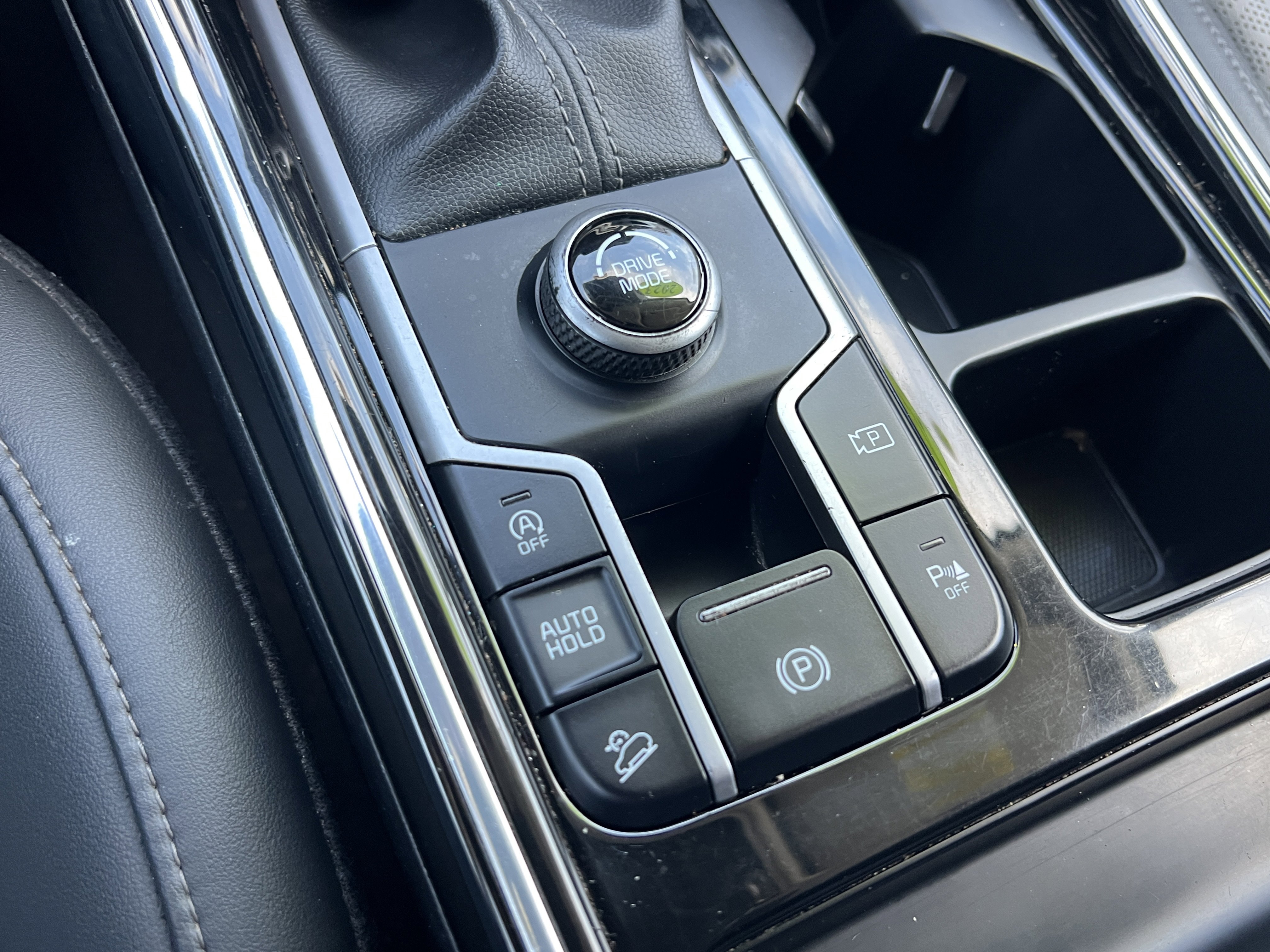 Certified 2023 Kia Sorento SX image 34