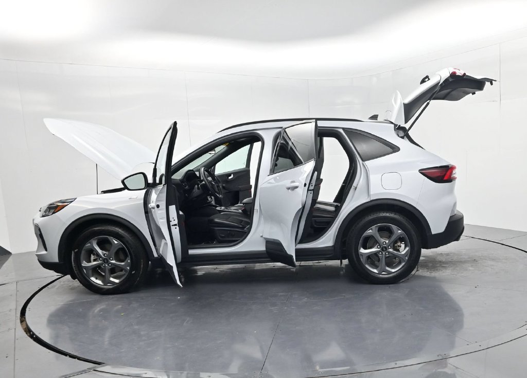 Used 2025 Ford Escape ST-Line FWD image 66
