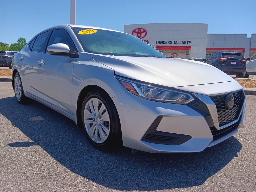 Used 2020 Nissan Sentra S FWD image 2