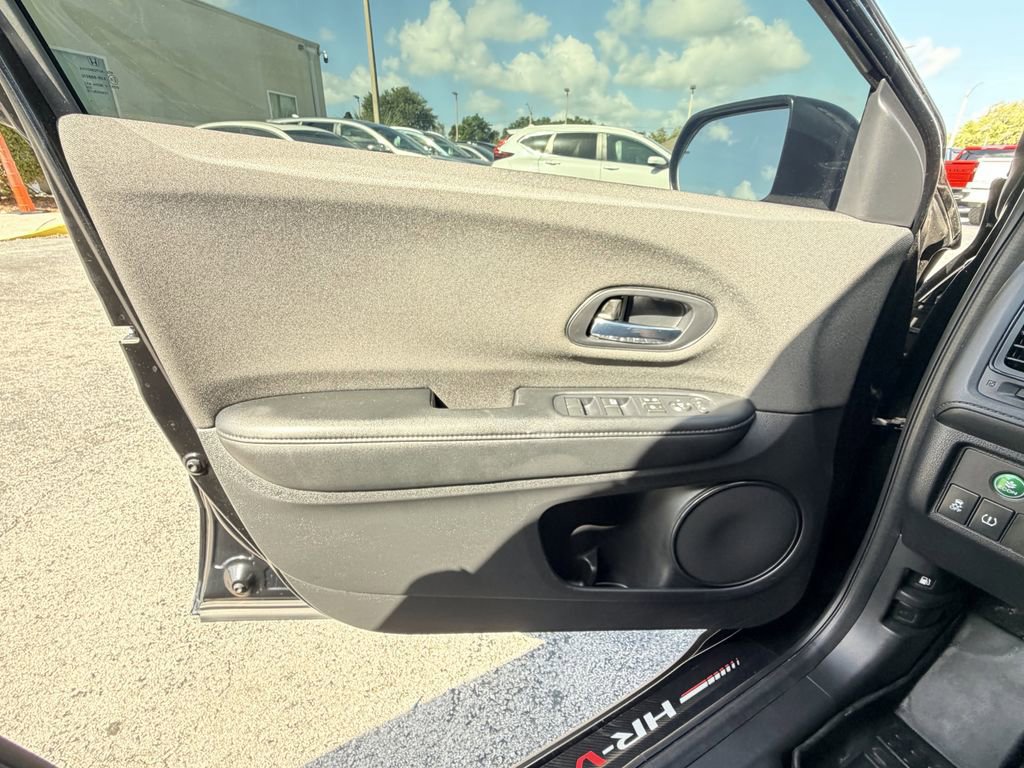 Used 2022 Honda HR-V LX image 22