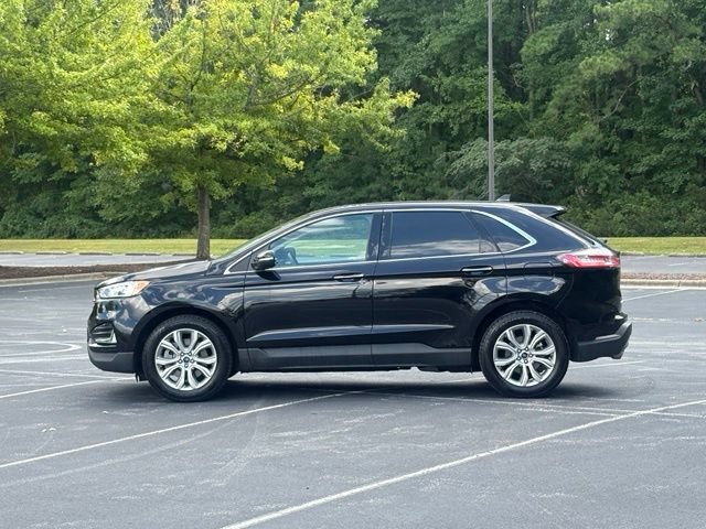 Used 2021 Ford Edge Titanium w/ Cargo Accessory Package FWD image 3