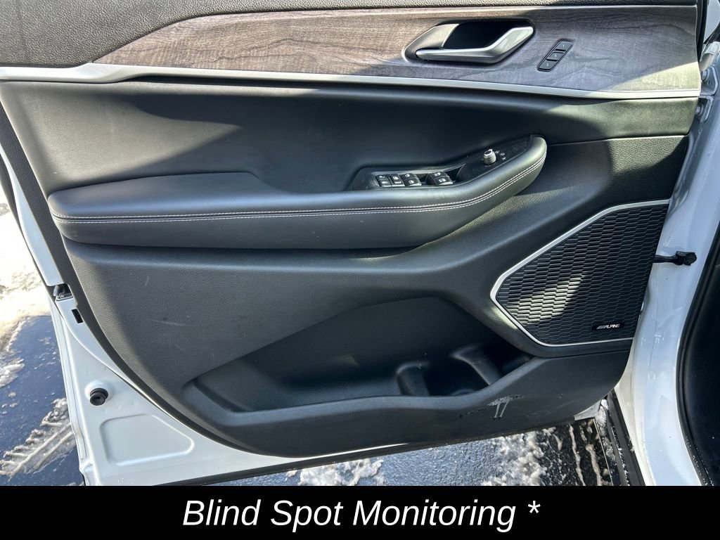 Used 2022 Jeep Grand Cherokee L Limited image 13