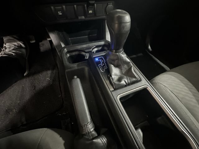 Used 2021 Toyota Tacoma SR AWD/4WD image 27