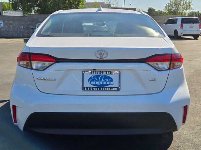 Used 2025 Toyota Corolla LE FWD image 5