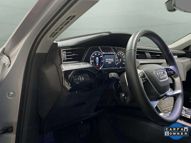 Used 2023 Audi e-tron Premium Plus image 16