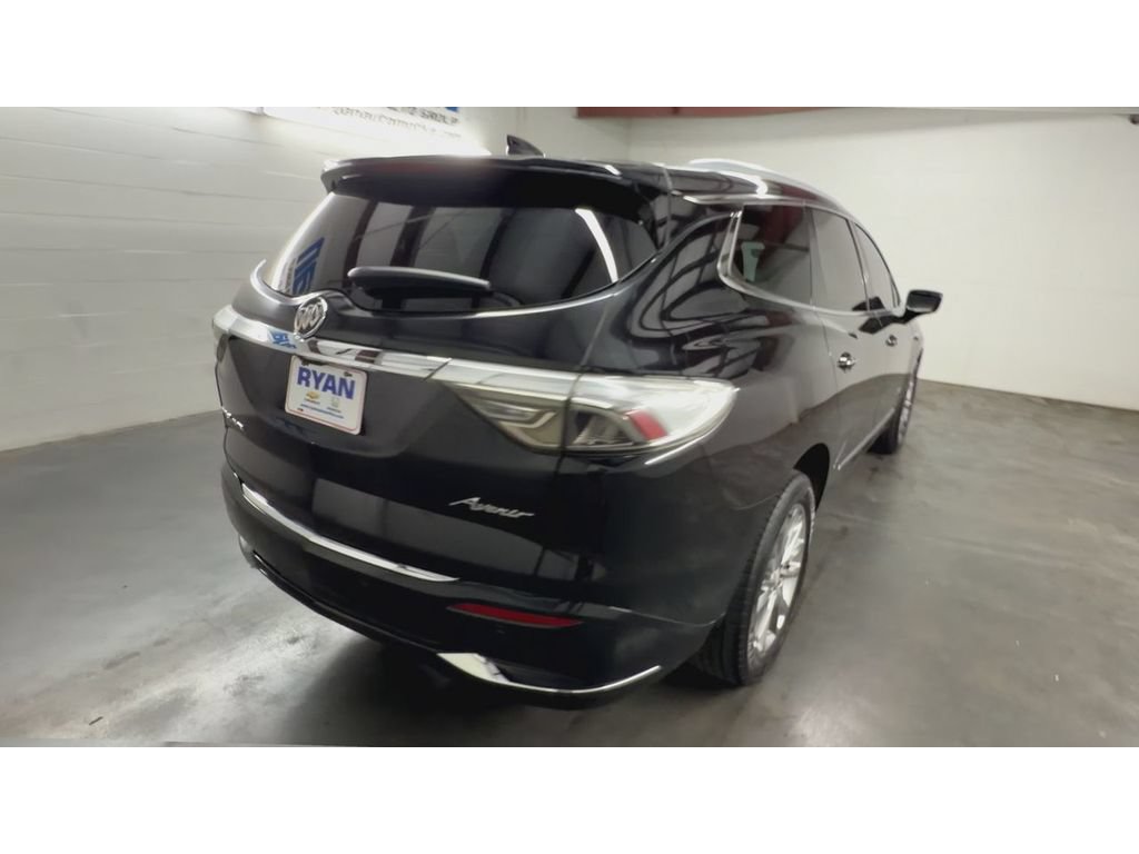 Used 2022 Buick Enclave Avenir w/ Avenir Technology Package FWD image 8