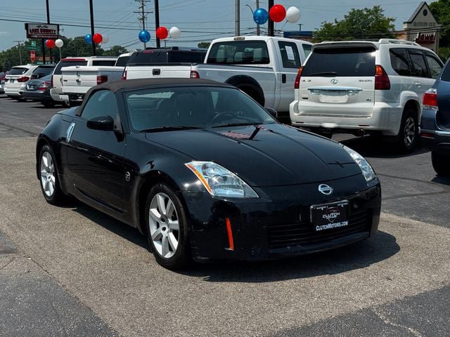 Used 2004 Nissan 350Z Touring RWD image 3