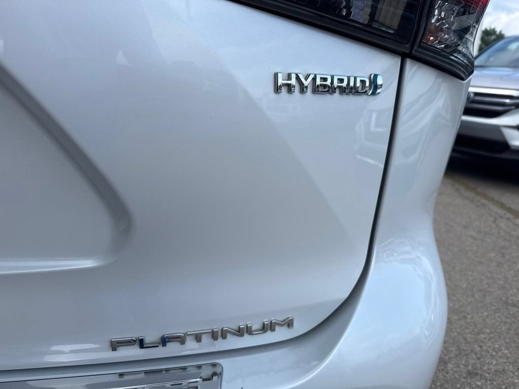 Used 2022 Toyota Highlander Platinum AWD/4WD image 6
