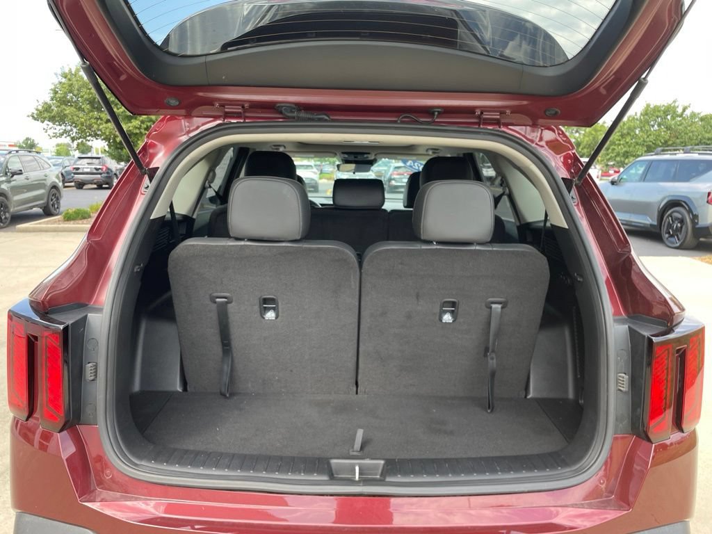 Used 2024 Kia Sorento S w/ Panoramic Sunroof Package AWD/4WD image 14