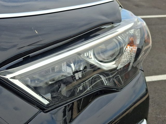 Certified 2020 Toyota 4Runner Limited AWD/4WD image 9