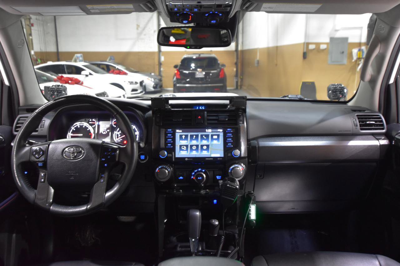 Used 2021 Toyota 4Runner Venture w/ Moonroof Package AWD/4WD image 50