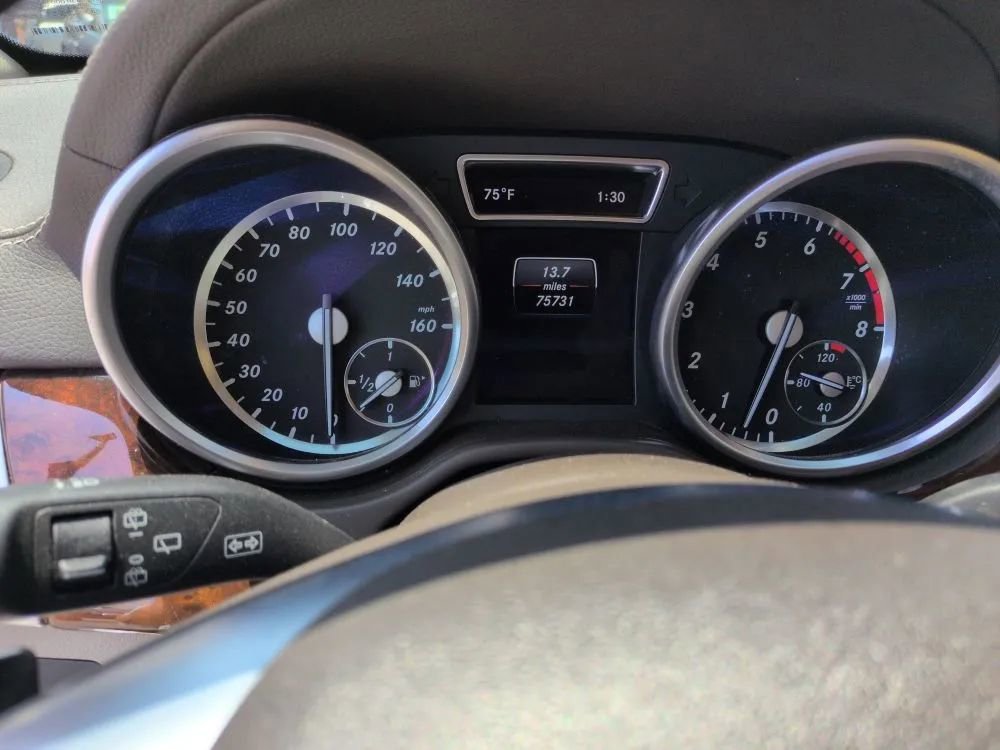 Used 2014 Mercedes-Benz GL 450 4MATIC w/ Appearance Package image 46