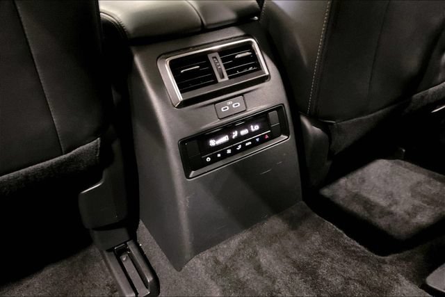 Certified 2024 MAZDA CX-90 3.3 Turbo w/ Premium Package AWD/4WD image 36