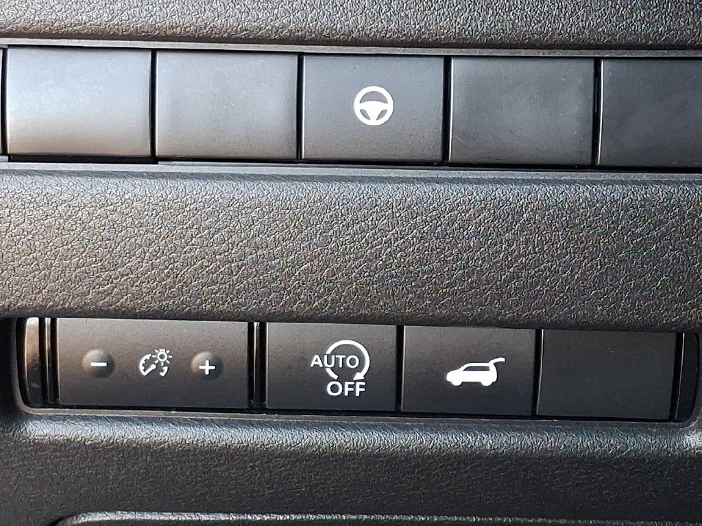Certified 2023 Nissan Rogue SV w/ SV Premium B Package AWD/4WD image 27