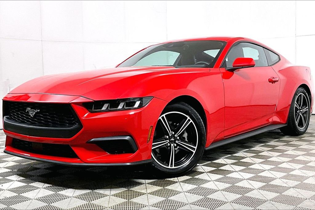 Used 2024 Ford Mustang Coupe image 2