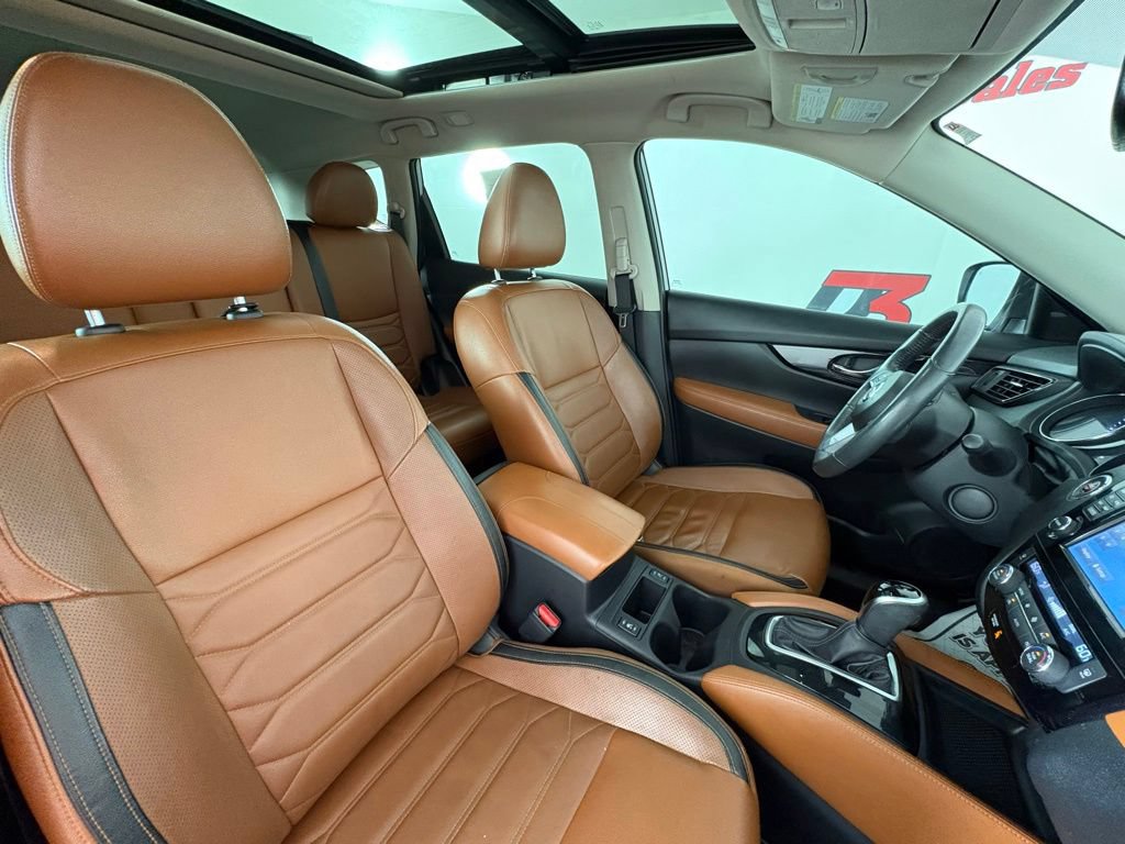 Used 2017 Nissan Rogue SL w/ SL Premium Package FWD image 39