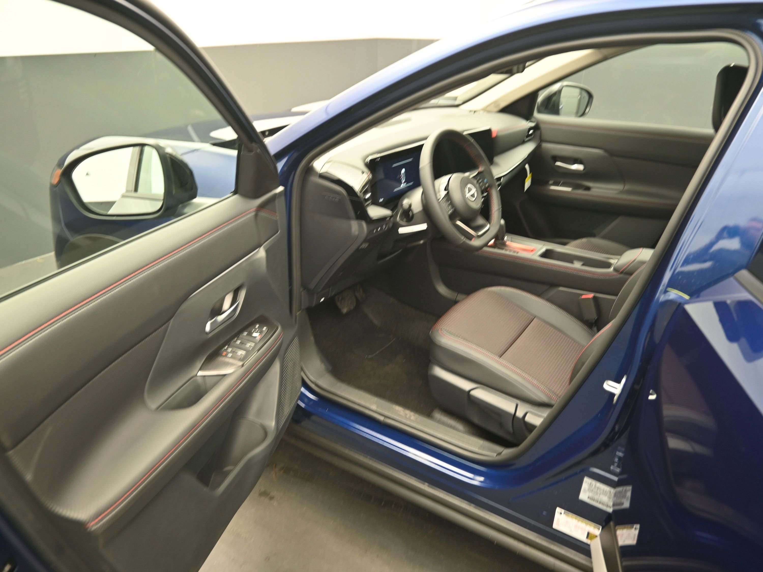 New 2026 Nissan Kicks SR w/ SR Premium Package image 10