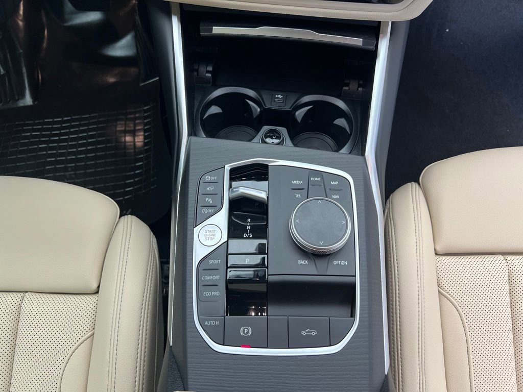 New 2026 BMW 430i xDrive Convertible w/ Premium Package image 17