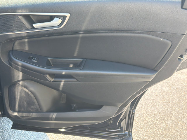 Certified 2024 Ford Edge SEL AWD/4WD image 17