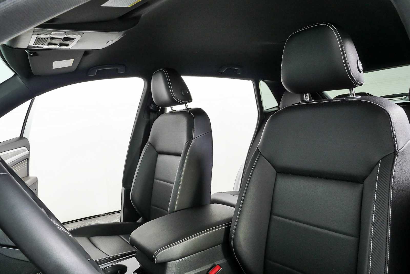 Certified 2023 Volkswagen Atlas Cross Sport SE FWD image 8