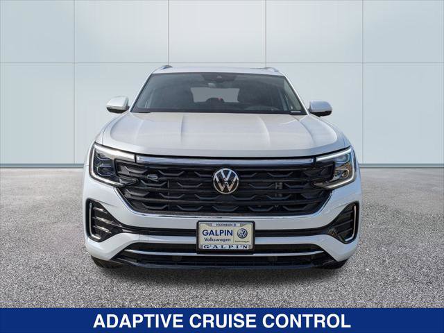 New 2024 Volkswagen Atlas Cross Sport SEL R-Line AWD/4WD image 9