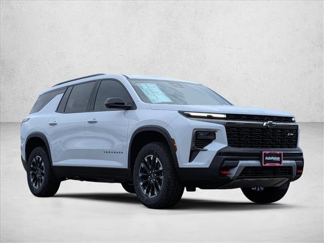 New 2026 Chevrolet Traverse Z71 w/ Enhanced Driving Package AWD/4WD image 3