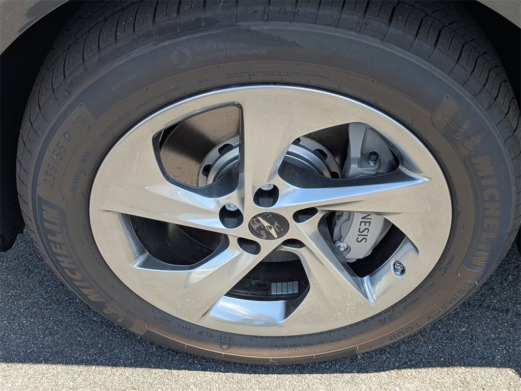 Used 2026 Genesis GV70 2.5T image 11