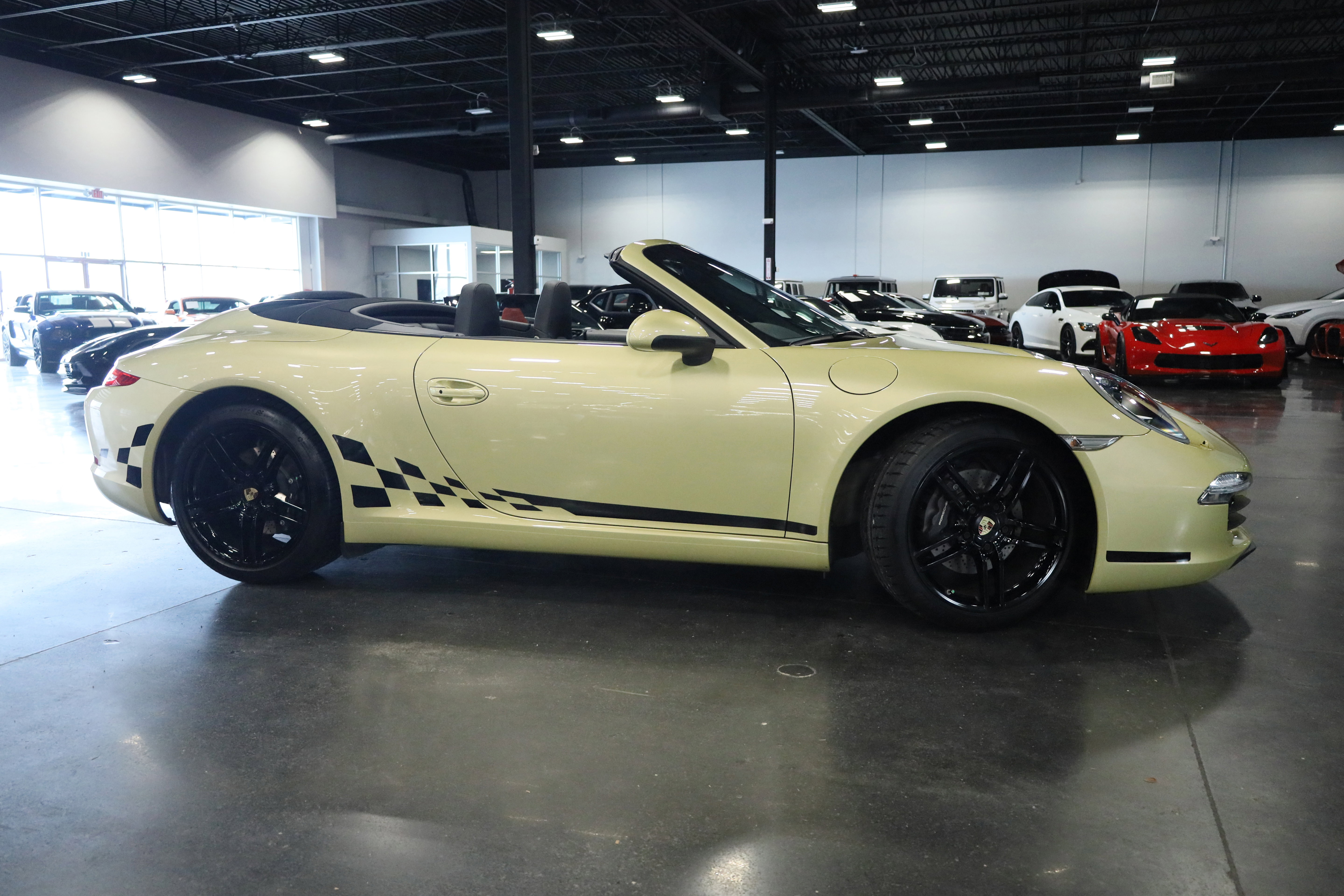 Used 2013 Porsche 911 Carrera image 9